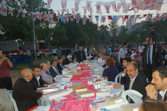 MHP Hasbahçeye Sığmadı. 65