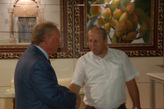 İlhan Dabakoğlu Şiirtli hemşerileri ile Feshane’de 22