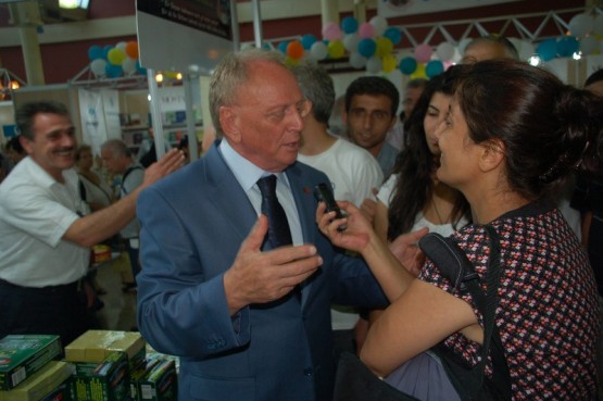 İlhan Dabakoğlu Şiirtli hemşerileri ile Feshane’de 43