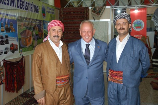 İlhan Dabakoğlu Şiirtli hemşerileri ile Feshane’de 56