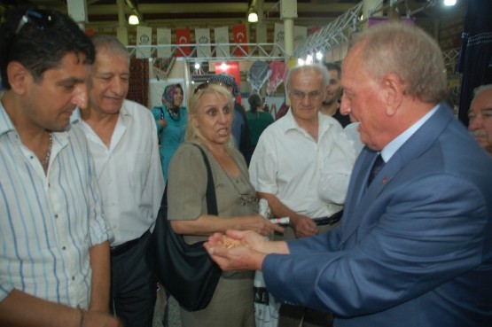 İlhan Dabakoğlu Şiirtli hemşerileri ile Feshane’de 57