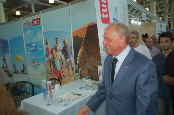 İlhan Dabakoğlu Şiirtli hemşerileri ile Feshane’de 65