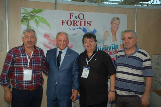 İlhan Dabakoğlu Şiirtli hemşerileri ile Feshane’de 69