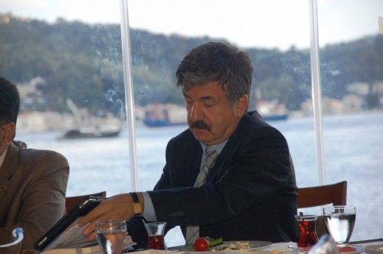 Sarıyer’de,Cengiz Alp Muhtarlar ile kahvaltıda bul 38