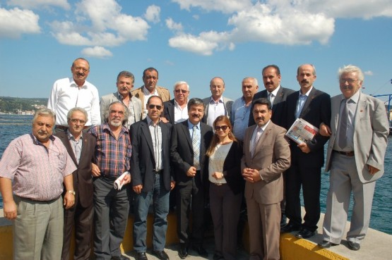 Sarıyer’de,Cengiz Alp Muhtarlar ile kahvaltıda bul 4