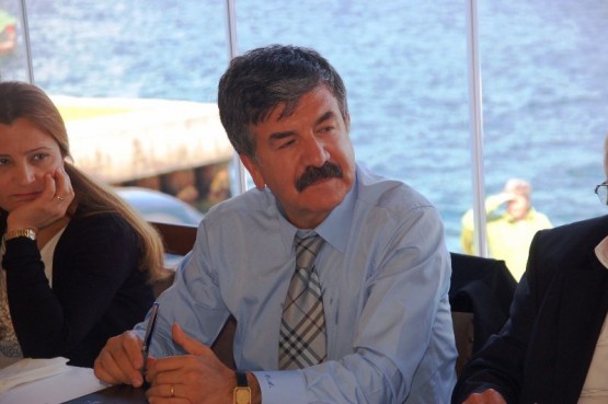 Sarıyer’de,Cengiz Alp Muhtarlar ile kahvaltıda bul 5