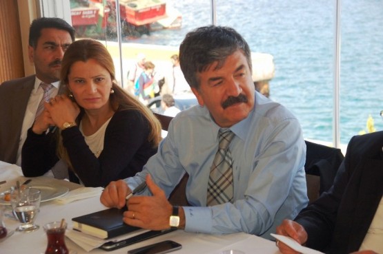 Sarıyer’de,Cengiz Alp Muhtarlar ile kahvaltıda bul 6