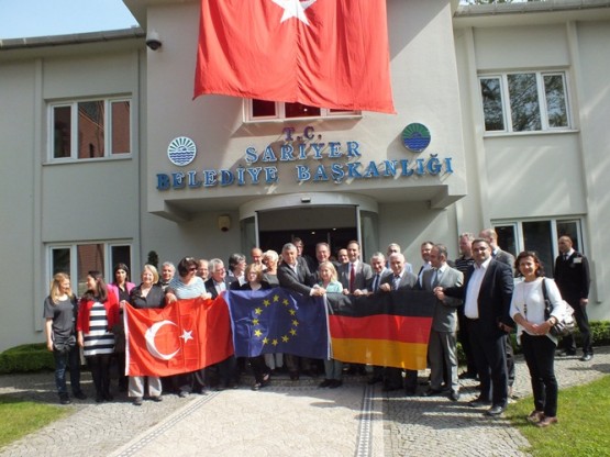 Sarıyer Belediyesi'ne ziyaretçi akını 1