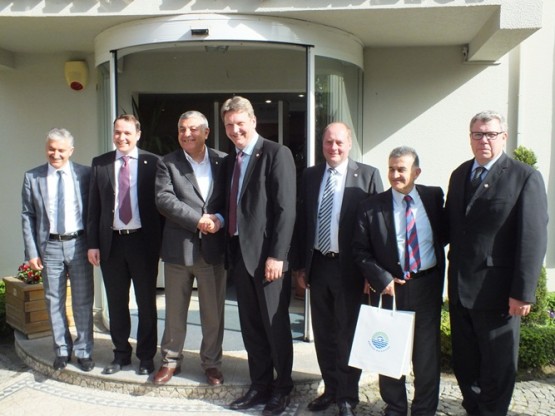 Sarıyer Belediyesi'ne ziyaretçi akını 2