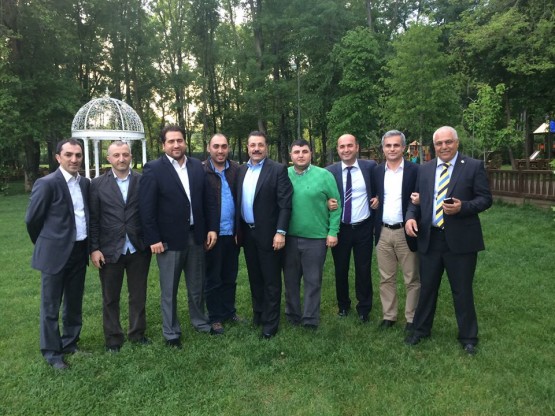 AK Parti’lilerden Özdemir’e vefa yemeği 2