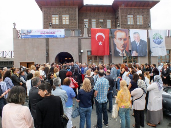 Siyasetçinin hatasının faturasını vatandaş ödüyor 12