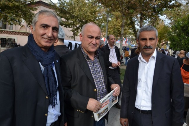 CHP'liler Kağıthane’de, 20 bin kişiye aşure dağıttı 32