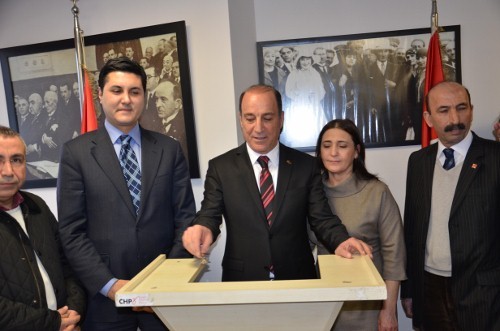 Süleyman Kartal , CHP 2.bölgeden  aday  adaylıgını açıkladı 2