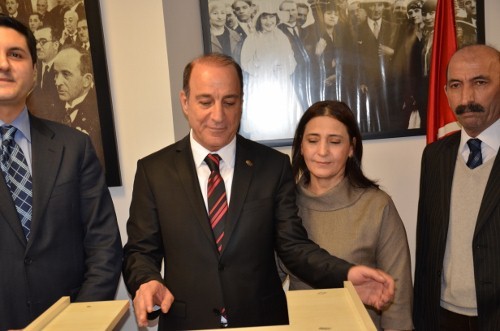 Süleyman Kartal , CHP 2.bölgeden  aday  adaylıgını açıkladı 39