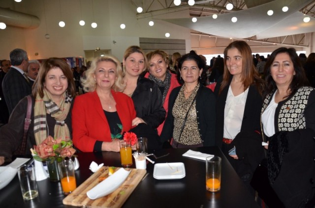 CHP'den, 'Sosyal Demokrat Belediyecilik ve Kentsel Dönüşüm” konferansı 17