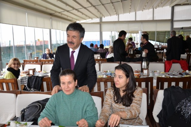 CHP Fatih, Dr. Cengiz Alp’i meclise yolluyor 16