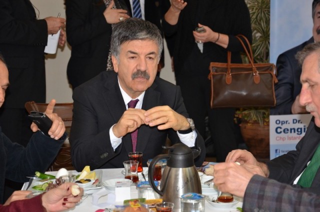 CHP Fatih, Dr. Cengiz Alp’i meclise yolluyor 42