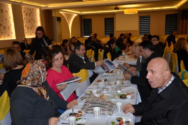 CHP Beyoğlu ilçe örgütünün, Yiğit insanları Dr. Cengiz Alp’i ağırladı 19