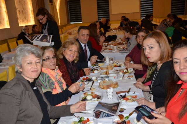 CHP Beyoğlu ilçe örgütünün, Yiğit insanları Dr. Cengiz Alp’i ağırladı 20