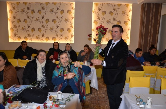 CHP Beyoğlu ilçe örgütünün, Yiğit insanları Dr. Cengiz Alp’i ağırladı 28