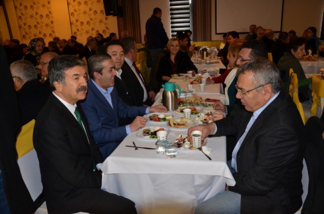 CHP Beyoğlu ilçe örgütünün, Yiğit insanları Dr. Cengiz Alp’i ağırladı 45