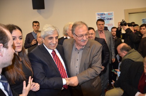 Dursun Bulut Adaylık açıklamasında İzdiham 26