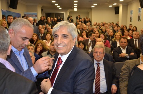 Dursun Bulut Adaylık açıklamasında İzdiham 27