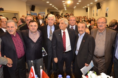 Dursun Bulut Adaylık açıklamasında İzdiham 36