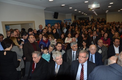 Dursun Bulut Adaylık açıklamasında İzdiham 52