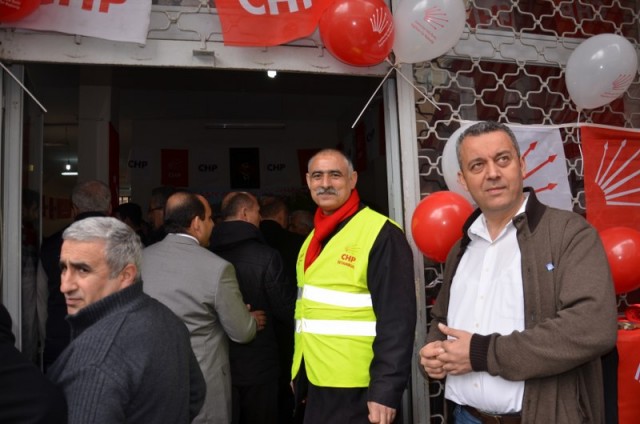 CHP Kağıthane, Nurtepe'de irtibat börosu açtı 17