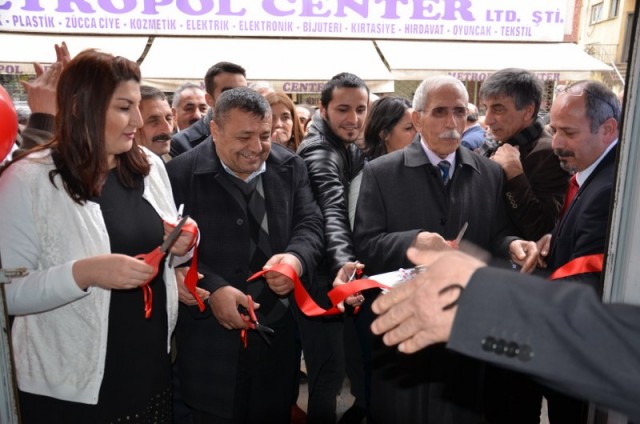 CHP Kağıthane, Nurtepe'de irtibat börosu açtı 35