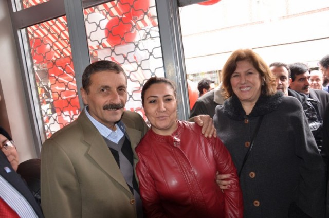 CHP Kağıthane, Nurtepe'de irtibat börosu açtı 36