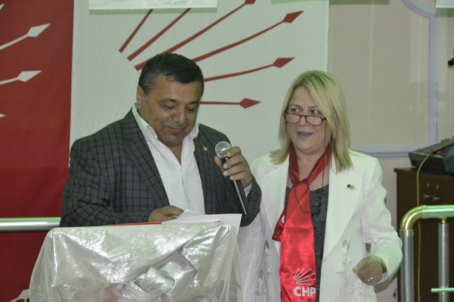 Zehra Balık, CHP'li kadınlara kahvaltı düzenledi 12