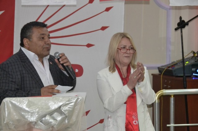 Zehra Balık, CHP'li kadınlara kahvaltı düzenledi 13