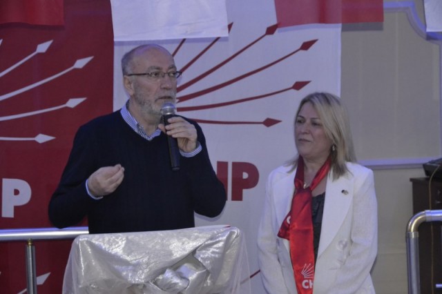 Zehra Balık, CHP'li kadınlara kahvaltı düzenledi 16