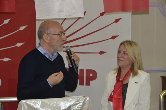 Zehra Balık, CHP'li kadınlara kahvaltı düzenledi 17