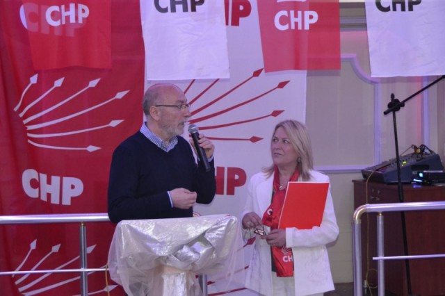 Zehra Balık, CHP'li kadınlara kahvaltı düzenledi 18