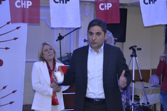 Zehra Balık, CHP'li kadınlara kahvaltı düzenledi 28