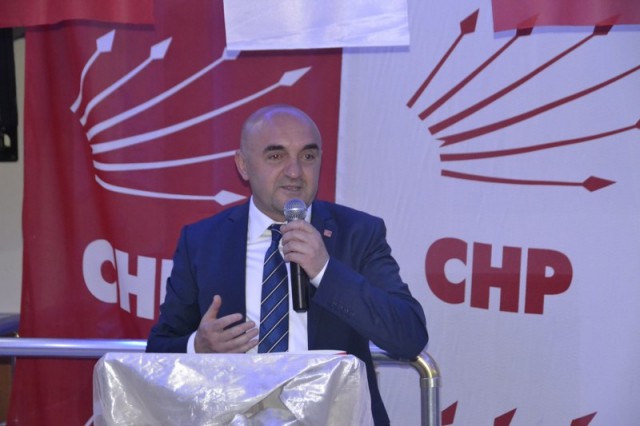 Zehra Balık, CHP'li kadınlara kahvaltı düzenledi 34