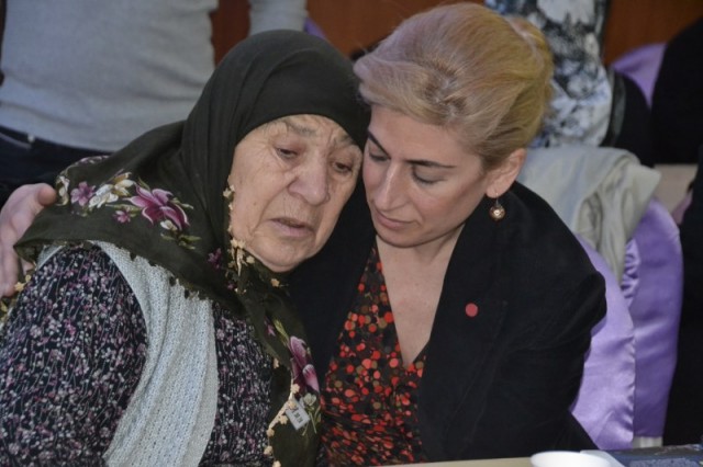 Zehra Balık, CHP'li kadınlara kahvaltı düzenledi 40