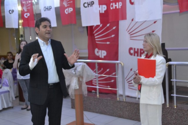 Zehra Balık, CHP'li kadınlara kahvaltı düzenledi 48