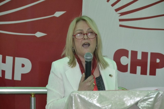 Zehra Balık, CHP'li kadınlara kahvaltı düzenledi 5