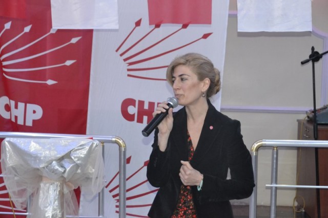 Zehra Balık, CHP'li kadınlara kahvaltı düzenledi 53