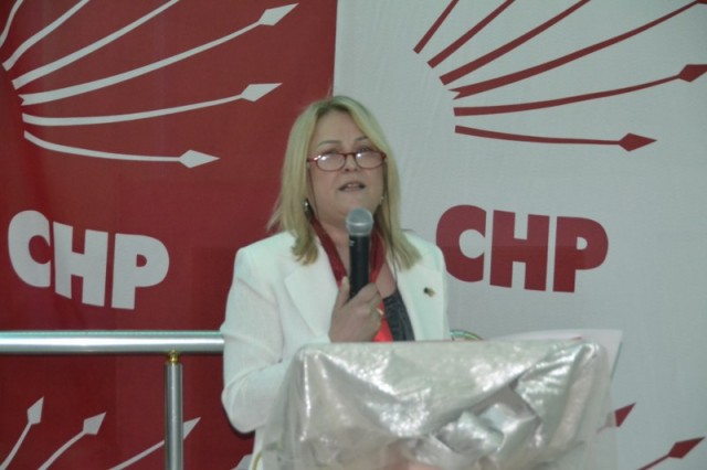 Zehra Balık, CHP'li kadınlara kahvaltı düzenledi 6