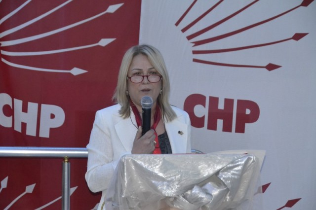 Zehra Balık, CHP'li kadınlara kahvaltı düzenledi 7