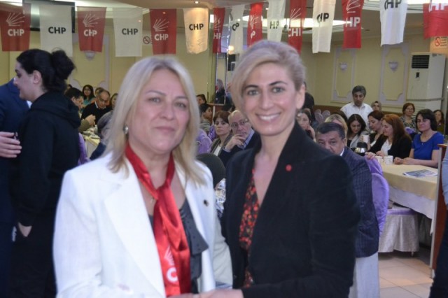 Zehra Balık, CHP'li kadınlara kahvaltı düzenledi 76