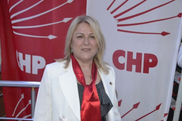 Zehra Balık, CHP'li kadınlara kahvaltı düzenledi 86
