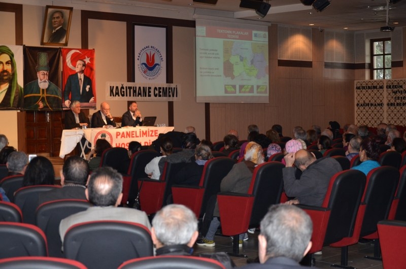 Hacı Bektaş Veli Eğitim ve Kültür Derneği’nin Deprem paneli 35