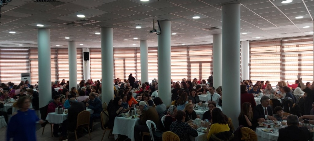 Nurtepe Cemevi'nin düzenlediği 8 Mart kadınlar günü etkinliği 15