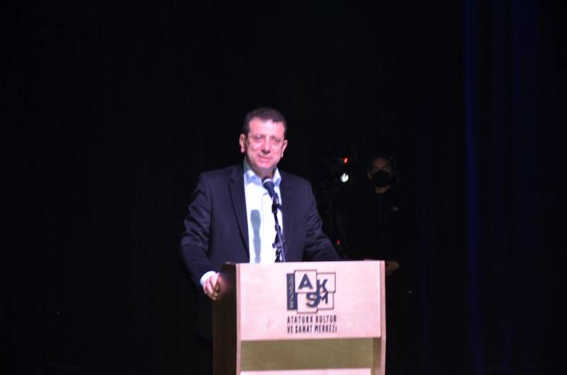 TÜRKİYE’NİN EN BÜYÜK FOSİL AĞACI BEYLİKDÜZÜ’NDE 13